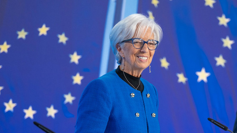 Photo from the ECB Governing Council press conference on January 30, 2025, in Frankfurt am Main, with President Christine Lagarde and Vice-President Luis de Guindos presenting monetary policy decisions and answering journalists' questions. Photo: © Felix Schmitt for ECB