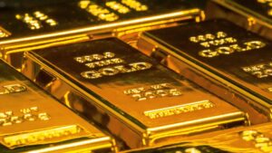 Gold hits record high: Fund picks to play precious metals